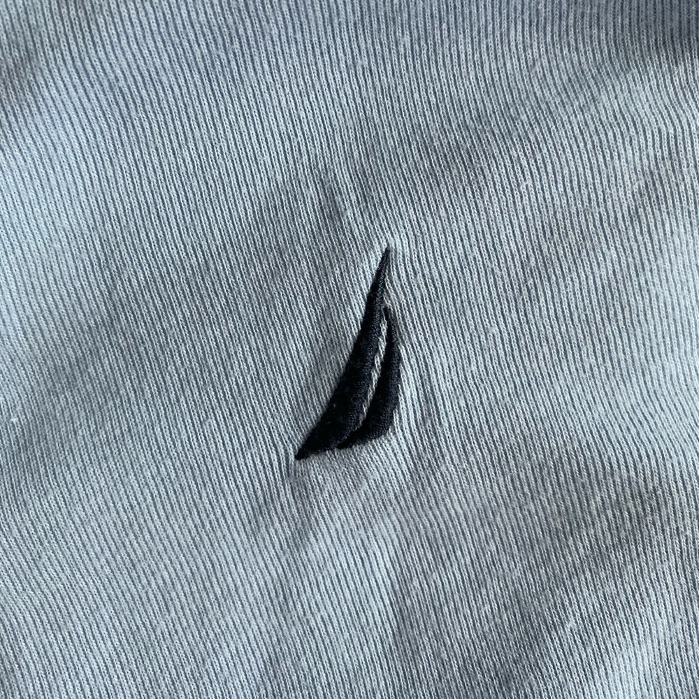 Nautica blue t shirt - Picture 3 of 5